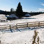 Mountain Suska Koca Фермерский дом *