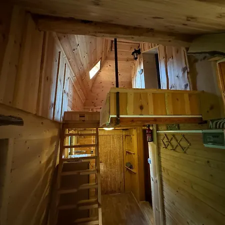Mountain Lodge Suska Koca Stahovica