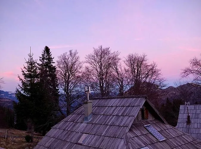 Mountain Suska Koca مزرعة للإقامة Stahovica