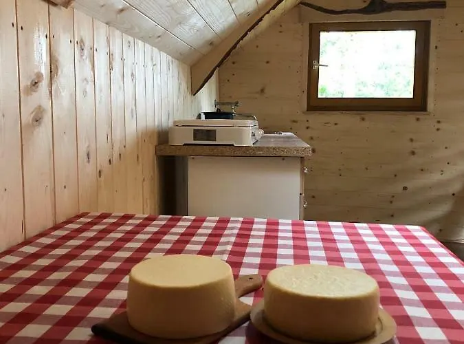 Farm stay Mountain Suska Koca